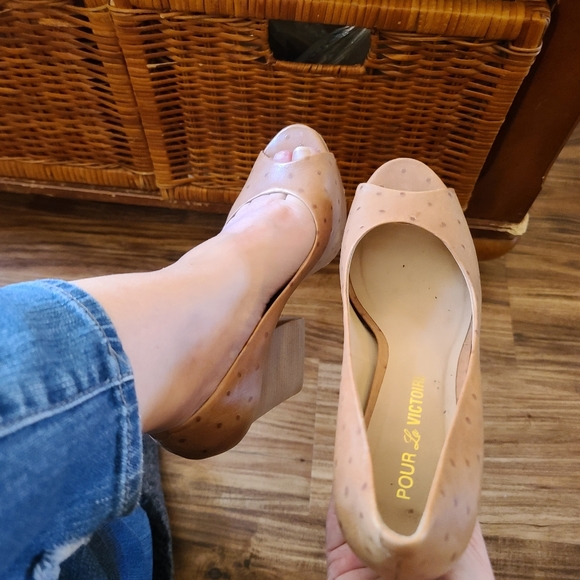 POUR LA VICTOIRE PLATFORM PEEPTOE CHUNKY HEELS - Picture 6 of 9